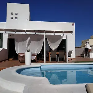 Gasthuis Aloha Surf House, Corralejo